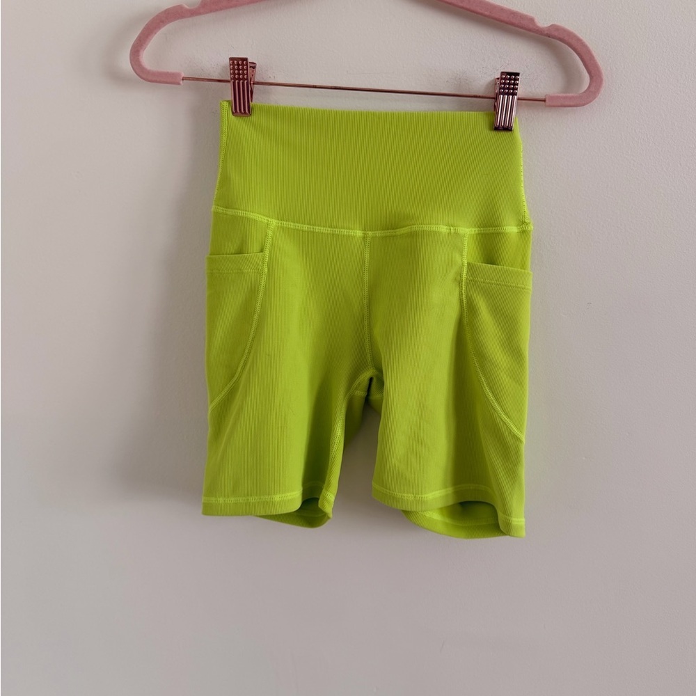 Wilo Lime High Waist Women's Shorts
